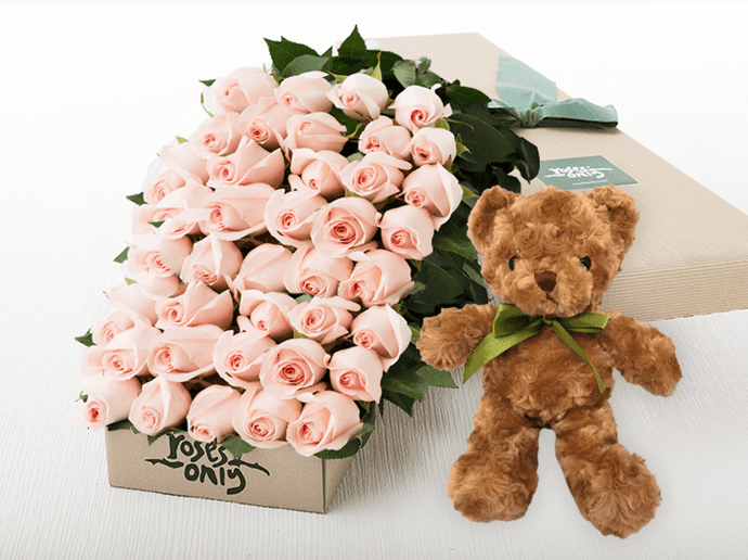 50 Pastel Pink Roses Gift Box & Teddy Bear
